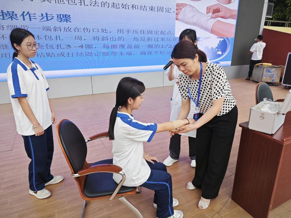 d16267a7641f6c1b63f31c40dc2f29a1